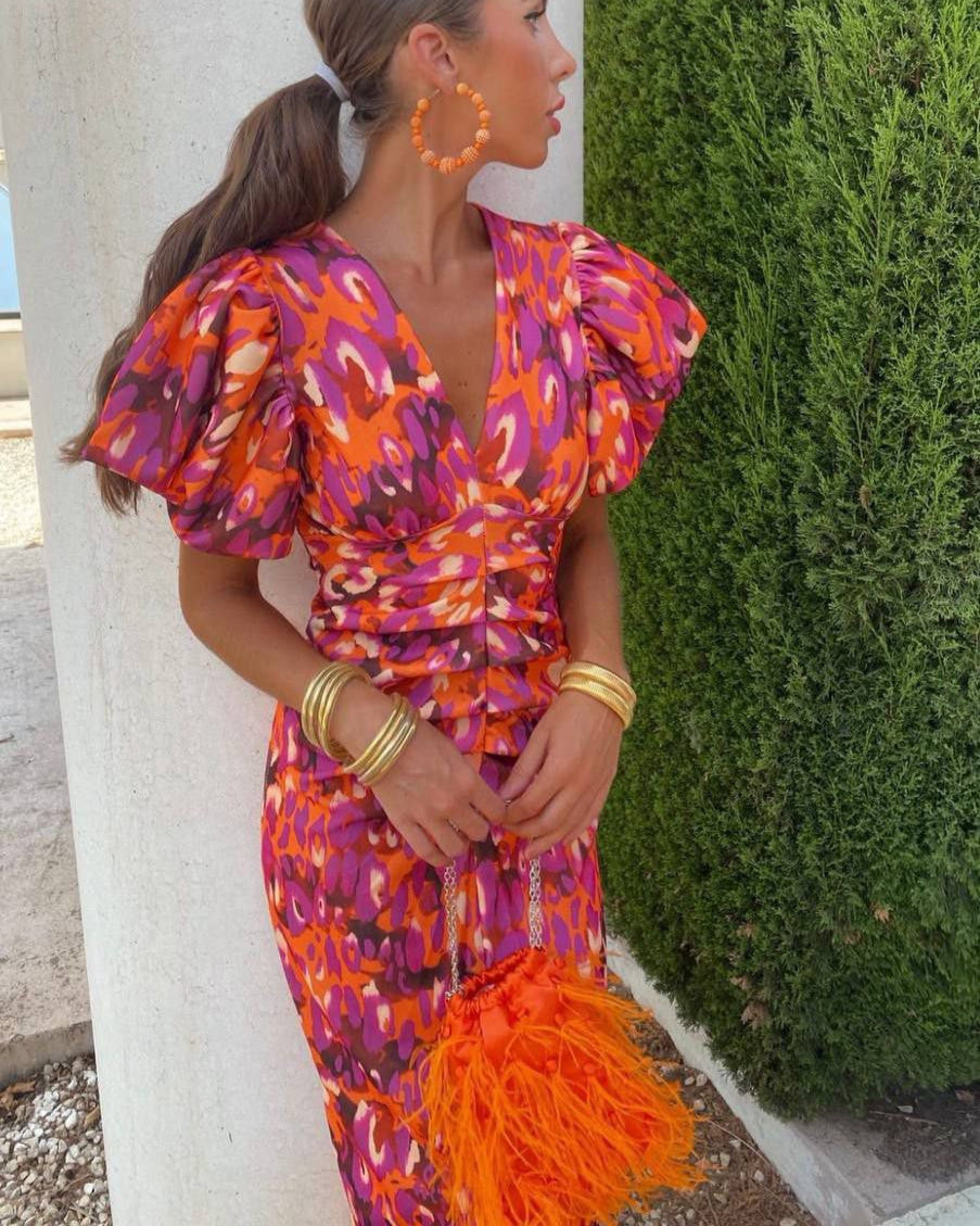 Simona - Robe avec décolleté